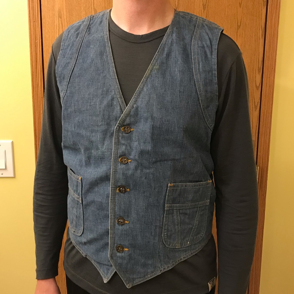 Men’s denim vest